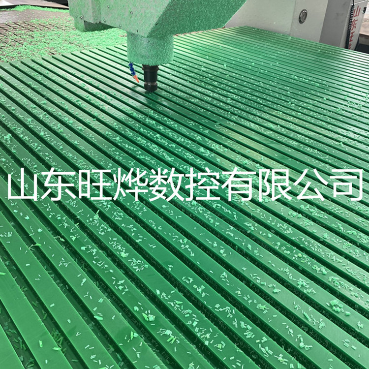 绿色导轨条加工件.jpg